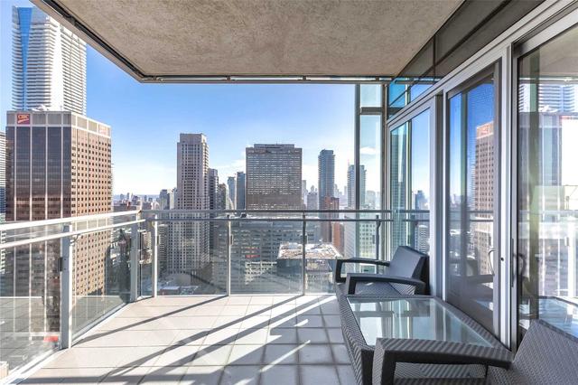 2903 - 50 Yorkville Ave, Condo with 2 bedrooms, 3 bathrooms and 2 parking in Toronto ON | Image 13