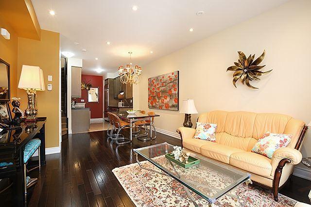 2150 Bayview Ave, Townhouse with 3 bedrooms, 3 bathrooms and 2 parking in Toronto ON | Image 2