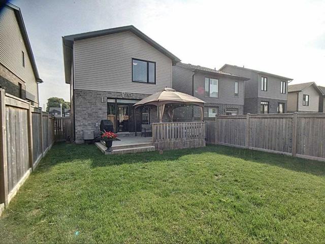 2218 Tribalwood St, House detached with 3 bedrooms, 2 bathrooms and 2 parking in London ON | Image 9