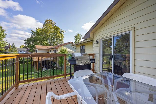 1028 Bauder Cres, House detached with 2 bedrooms, 2 bathrooms and 4 parking in Kingston ON | Image 17
