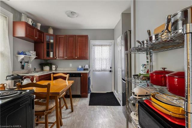 185-187 Montreal Street, House semidetached with 6 bedrooms, 2 bathrooms and 4 parking in Kingston ON | Image 23