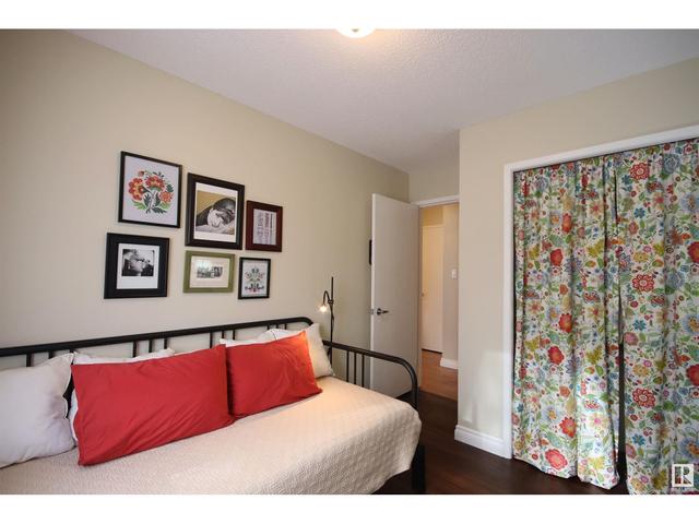 301 - 10415 93 St Nw, Condo with 2 bedrooms, 1 bathrooms and null parking in Edmonton AB | Image 10