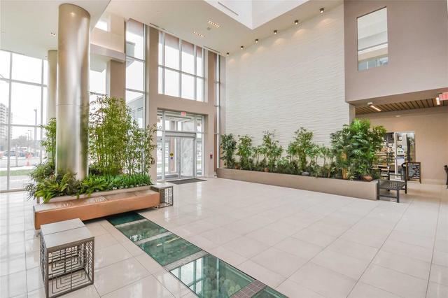 909 - 9600 Yonge St, Condo with 1 bedrooms, 1 bathrooms and 1 parking in Richmond Hill ON | Image 11