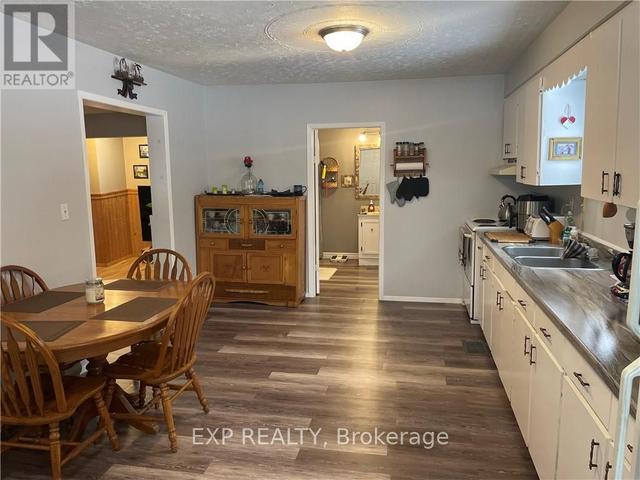 981 James St, House detached with 2 bedrooms, 1 bathrooms and 6 parking in Mattawa ON | Image 8