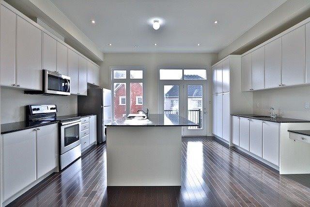 218 Golden Tr, House attached with 3 bedrooms, 3 bathrooms and 2 parking in Vaughan ON | Image 17