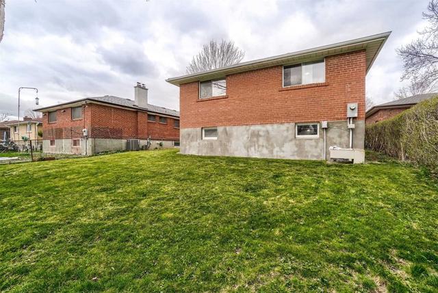 1204 Conyers Cres, House detached with 3 bedrooms, 1 bathrooms and 4 parking in Mississauga ON | Image 14