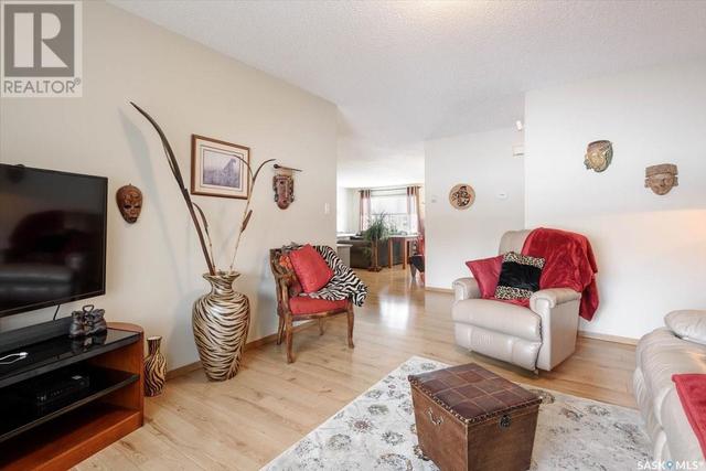302 Okanese Avenue N, House detached with 3 bedrooms, 2 bathrooms and null parking in Fort Qu'Appelle SK | Image 26
