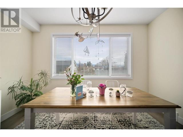 1 - 1275 Brookside Avenue, House attached with 3 bedrooms, 3 bathrooms and 2 parking in Kelowna BC | Image 20
