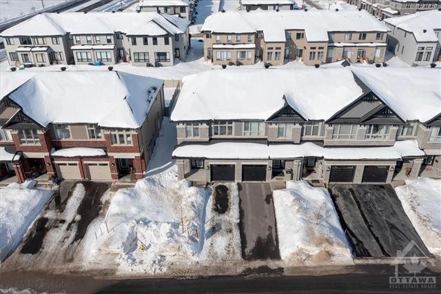 107 Crevasse Road, Townhouse with 3 bedrooms, 3 bathrooms and 3 parking in Ottawa ON | Image 24