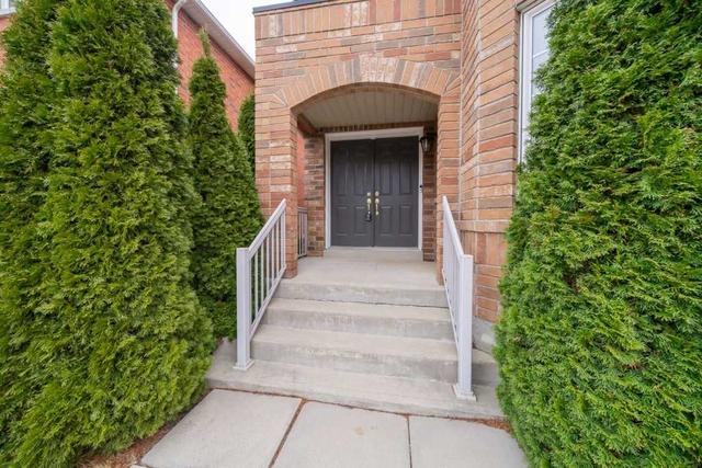 1222 Fox Cres, House detached with 4 bedrooms, 3 bathrooms and 4 parking in Milton ON | Image 12
