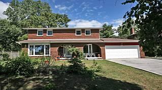 1151 Lakeshore Rd W, House detached with 4 bedrooms, 3 bathrooms and 8 parking in Mississauga ON | Image 4