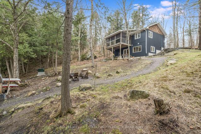 250 Simmons Lake Rd, House detached with 2 bedrooms, 1 bathrooms and 10 parking in Magnetawan ON | Image 20