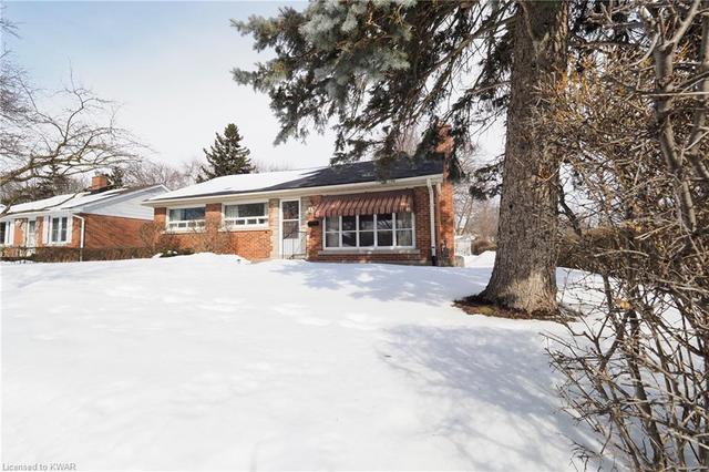 178 Fairfield Avenue, House detached with 4 bedrooms, 2 bathrooms and 5 parking in Kitchener ON | Image 13