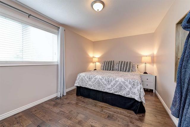80 Clarridge Crt, House detached with 3 bedrooms, 2 bathrooms and 6 parking in Brampton ON | Image 15