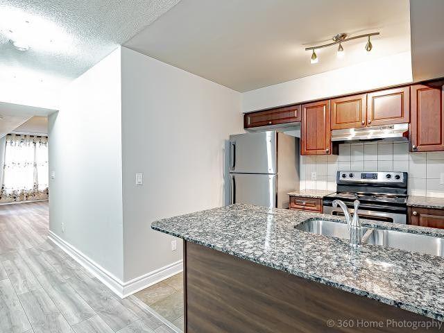 221 - 60 Fairfax Cres, Condo with 2 bedrooms, 1 bathrooms and 1 parking in Toronto ON | Image 8