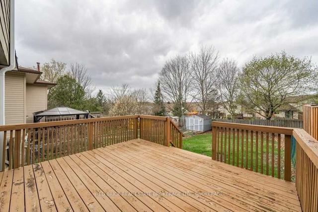 597 Willow Rd, House semidetached with 3 bedrooms, 1 bathrooms and 2 parking in Guelph ON | Image 20