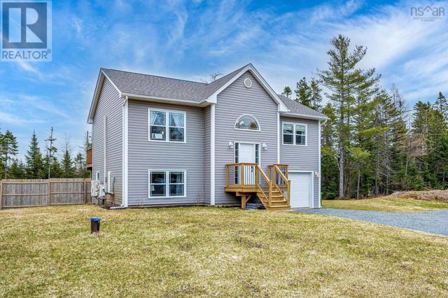 3359 Sackville Drive, House detached with 3 bedrooms, 2 bathrooms and null parking in Halifax NS | Image 2