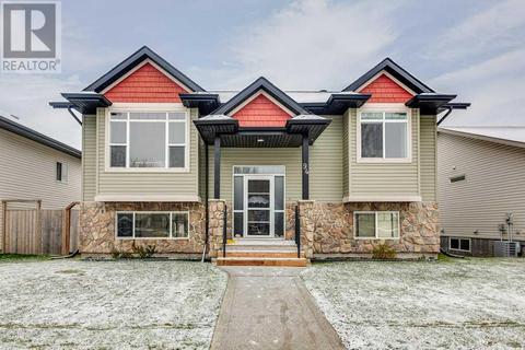 94 Inglewood Drive, House detached with 5 bedrooms, 3 bathrooms and 2 parking in Red Deer AB | Card Image