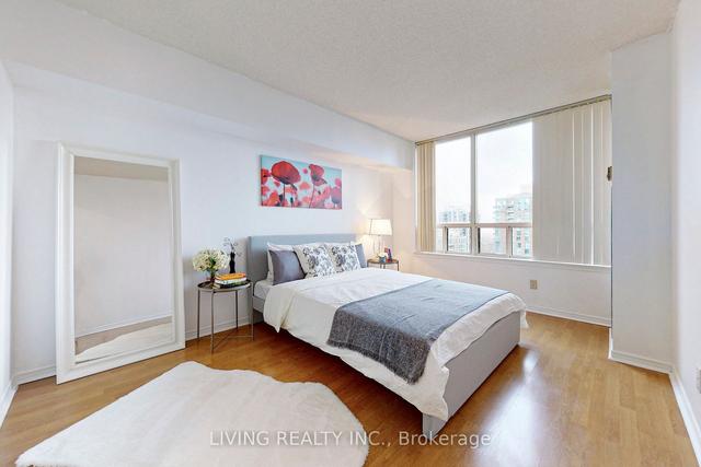 2016 - 7 Bishop Ave, Condo with 2 bedrooms, 2 bathrooms and 1 parking in Toronto ON | Image 5