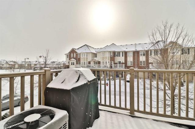 651 Frank Pl, House attached with 2 bedrooms, 2 bathrooms and 3 parking in Milton ON | Image 18