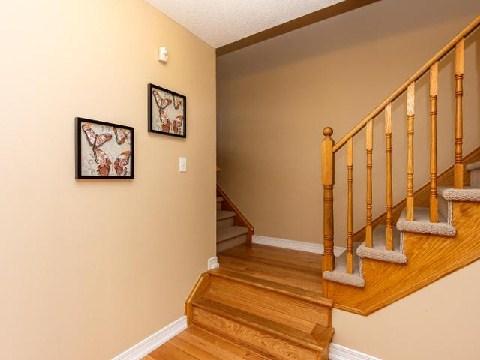365 Oaktree Circ, House semidetached with 3 bedrooms, 4 bathrooms and 3 parking in Mississauga ON | Image 10