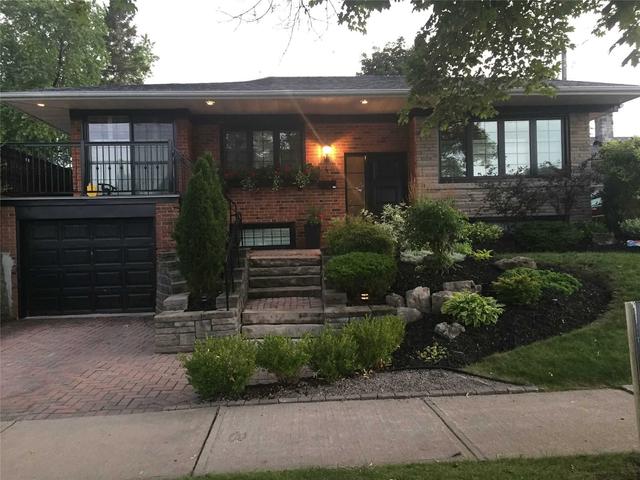 4 Medley Cres, House detached with 3 bedrooms, 2 bathrooms and 4 parking in Toronto ON | Image 28