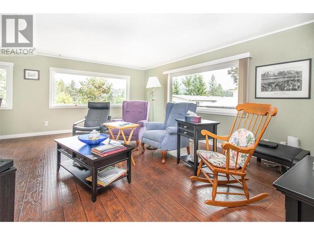 84 - 3535 Mcculloch Road, House other with 3 bedrooms, 2 bathrooms and 2 parking in Kelowna BC | Image 2
