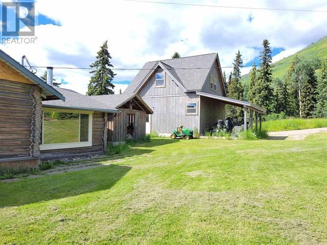 10523 Nithi Pit Road, House detached with 3 bedrooms, 1 bathrooms and null parking in Bulkley Nechako D BC | Image 36