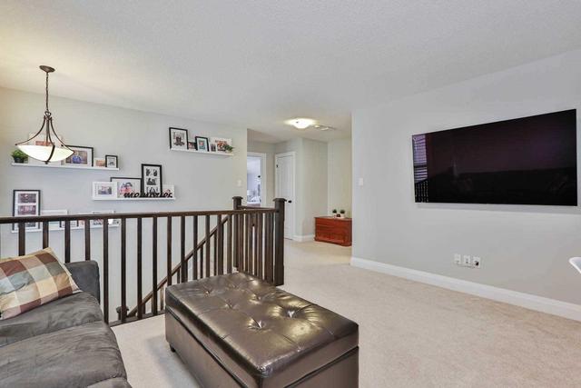 68 Cox St, House detached with 3 bedrooms, 3 bathrooms and 4 parking in Cambridge ON | Image 6