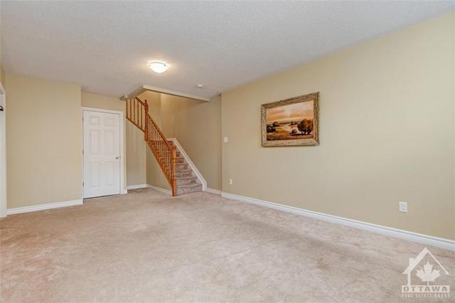 195 Mancini Way, Townhouse with 3 bedrooms, 3 bathrooms and 3 parking in Ottawa ON | Image 26