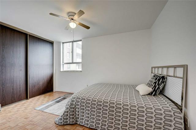 610 - 1 Massey Sq, Condo with 3 bedrooms, 2 bathrooms and 0 parking in Toronto ON | Image 21