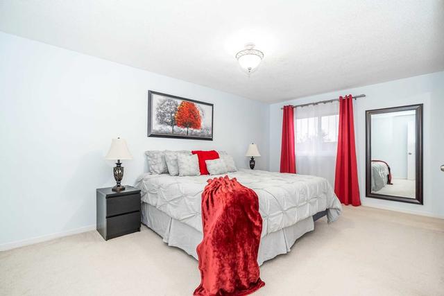 30 Carr Dr, House detached with 3 bedrooms, 3 bathrooms and 5 parking in Ajax ON | Image 11