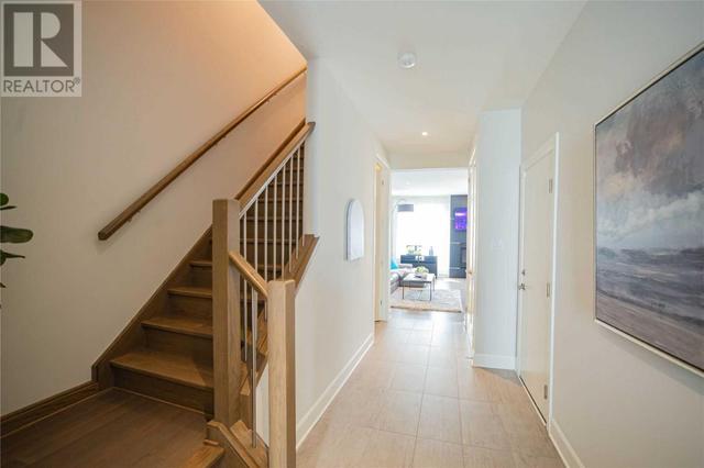 60 - 499 Sophia Cres, Townhouse with 3 bedrooms, 3 bathrooms and 2 parking in London ON | Image 4