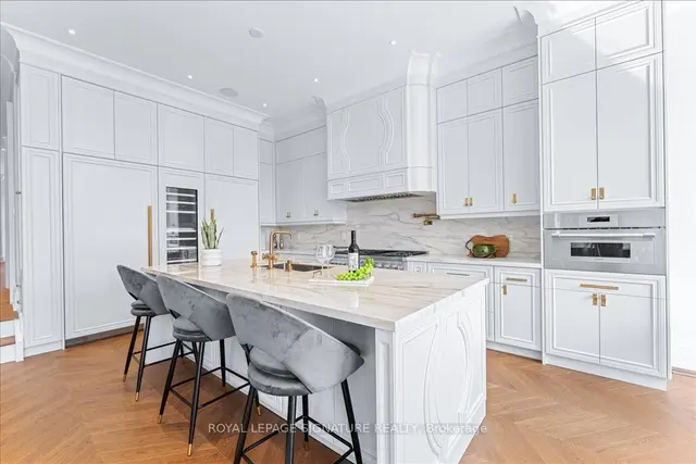 505 Soudan Ave, House detached with 4 bedrooms, 5 bathrooms and 3 parking in Toronto ON | Image 2