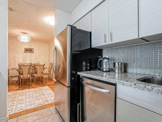 708 - 326 Major Mackenzie Dr E, Condo with 2 bedrooms, 2 bathrooms and 1 parking in Richmond Hill ON | Image 4