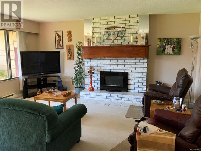 1815 Cranberry Cir, House detached with 3 bedrooms, 3 bathrooms and 2 parking in Campbell River BC | Image 5