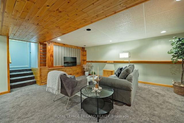 1009 Osgoode Dr, House detached with 3 bedrooms, 2 bathrooms and 6 parking in London ON | Image 20