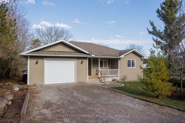 53 Parkhill Dr, House detached with 3 bedrooms, 2 bathrooms and 5 parking in Kawartha Lakes ON | Image 23