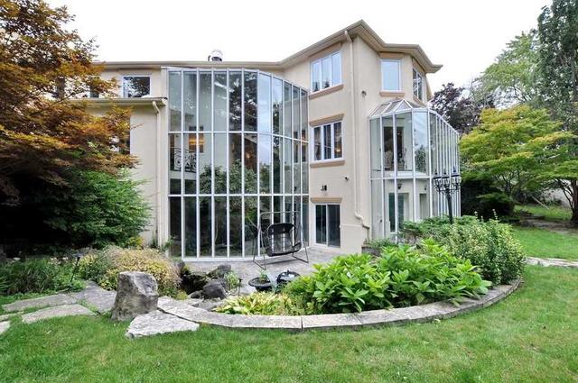 16 Fairway Heights Cres, House detached with 5 bedrooms, 9 bathrooms and 10 parking in Markham ON | Image 10
