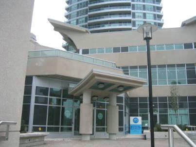 302 - 1 Elm Dr, Condo with 2 bedrooms, 2 bathrooms and 3 parking in Mississauga ON | Image 1