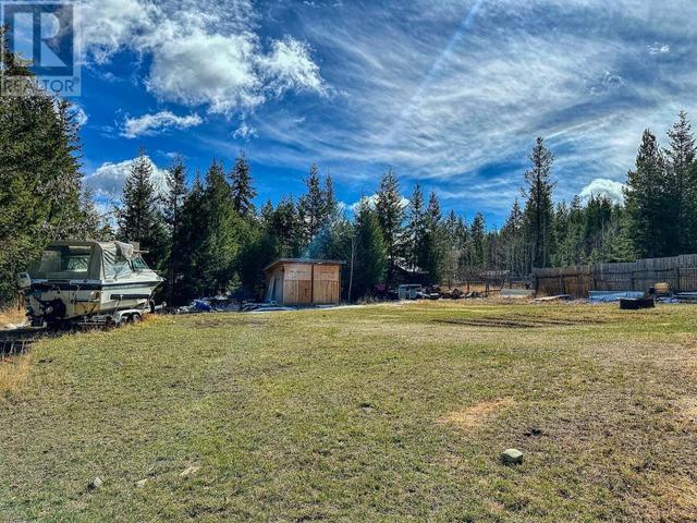 1626 Carolyn Road, House detached with 5 bedrooms, 3 bathrooms and null parking in Cariboo E BC | Image 25