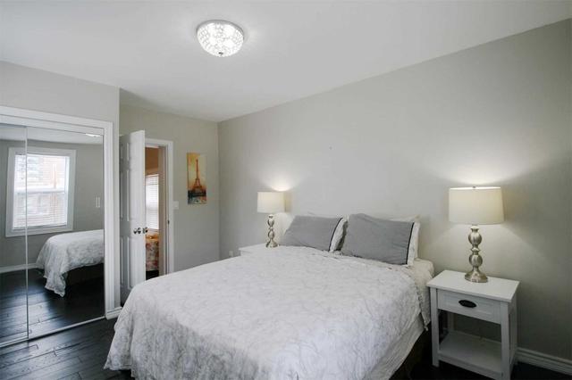 181 Dowling Ave, House detached with 9 bedrooms, 8 bathrooms and 2 parking in Toronto ON | Image 15
