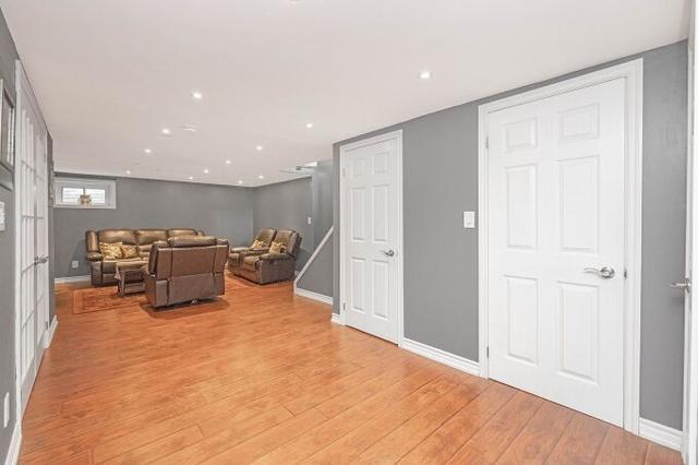 80a Corby Cres, House attached with 3 bedrooms, 3 bathrooms and 3 parking in Brampton ON | Image 25