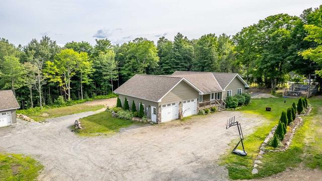 2568 Gelert Rd, House detached with 4 bedrooms, 3 bathrooms and 15 parking in Minden Hills ON | Image 29