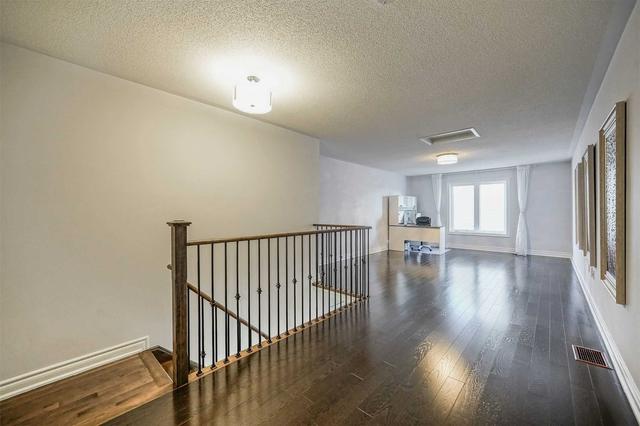 31 Stanwood Cres, House detached with 4 bedrooms, 5 bathrooms and 6 parking in Whitby ON | Image 28
