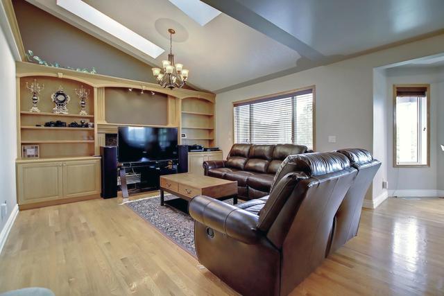 70 Tuscarora Way Nw, House detached with 6 bedrooms, 4 bathrooms and 4 parking in Calgary AB | Image 6