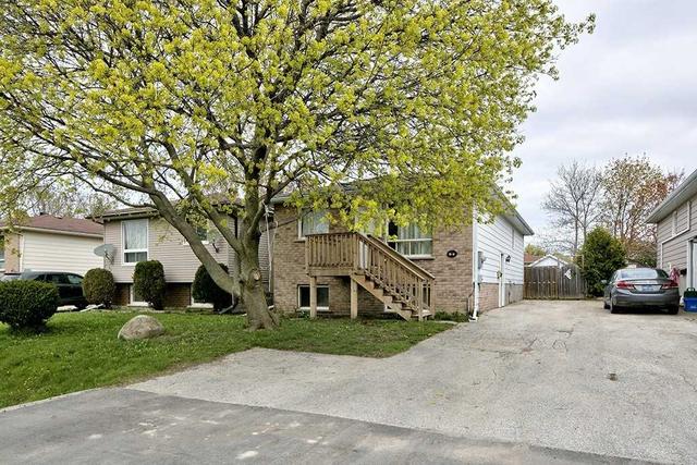 55 Courtice Cres, House detached with 3 bedrooms, 2 bathrooms and 4 parking in Collingwood ON | Image 1