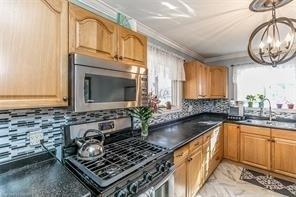 65 Lakeshore Rd W, House detached with 2 bedrooms, 2 bathrooms and 6 parking in Oro Medonte ON | Image 4