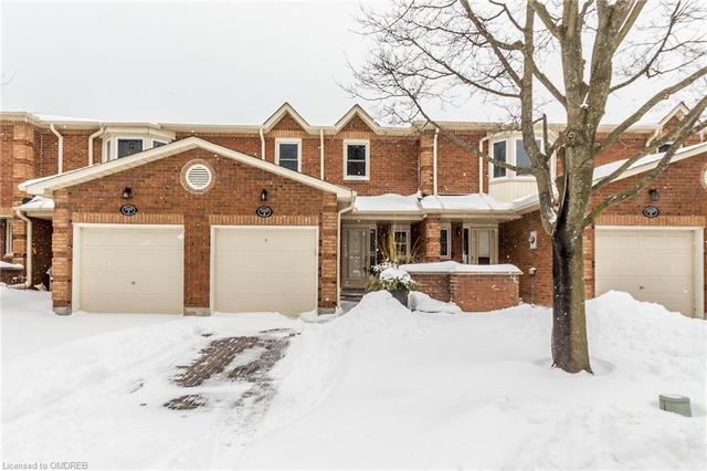 4 - 2322 Marine Dr, House attached with 3 bedrooms, 3 bathrooms and 2 parking in Oakville ON | Image 1