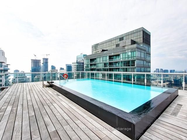 2403 - 11 Charlotte St, Condo with 1 bedrooms, 1 bathrooms and 0 parking in Toronto ON | Image 13